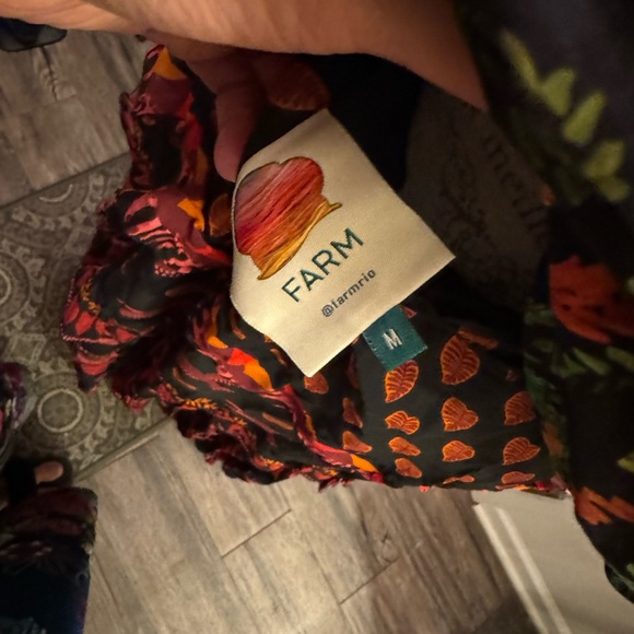 2 pc farmrio skirt set worn by the one and only Tabitha Brown - Picture 5 of 9